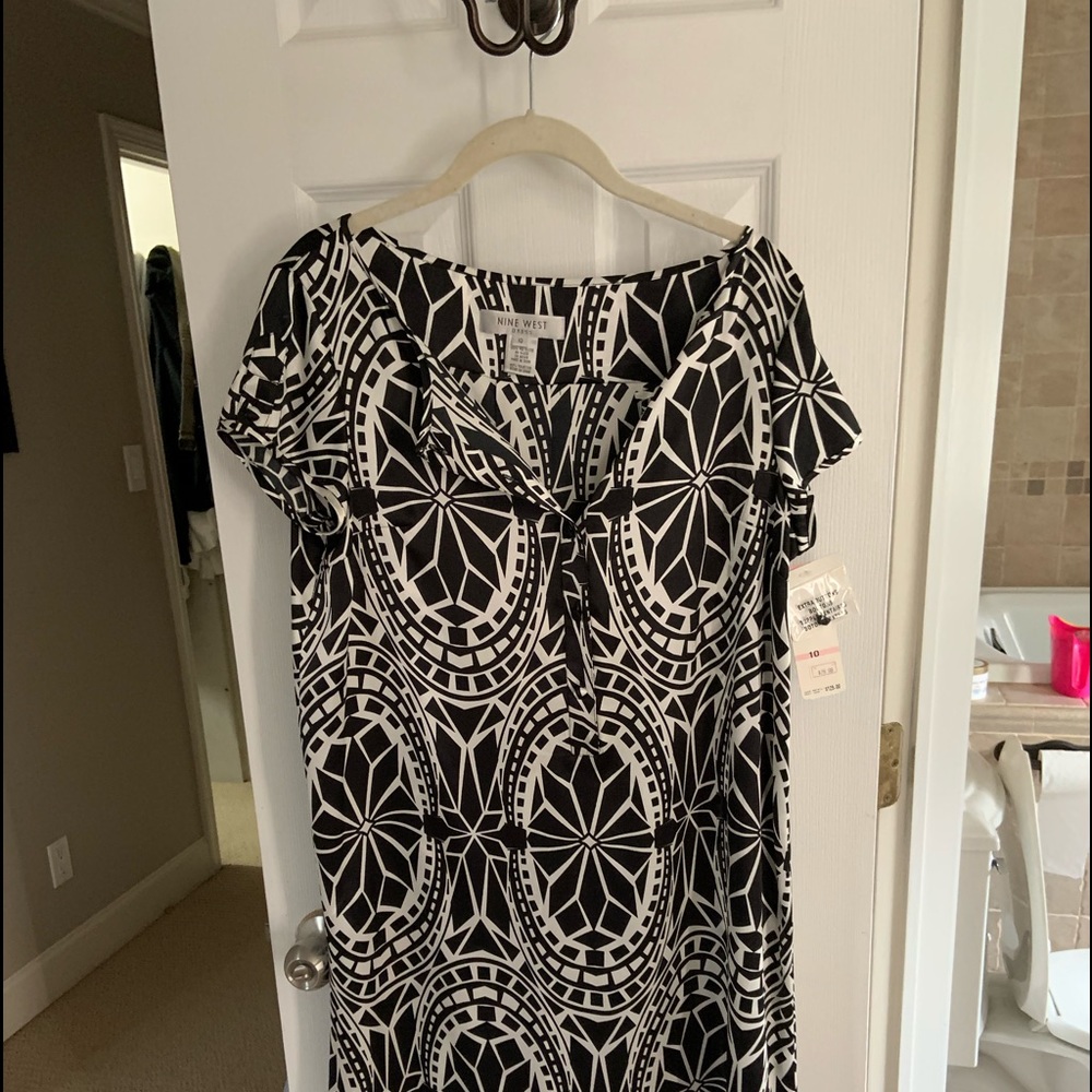 Beautiful black and white dress from nine west